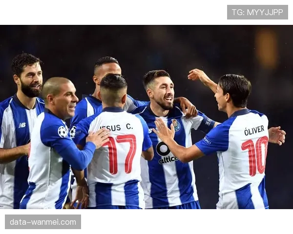 葡杯球队赛后恢复手段多样 冰浴与压缩腿套普及