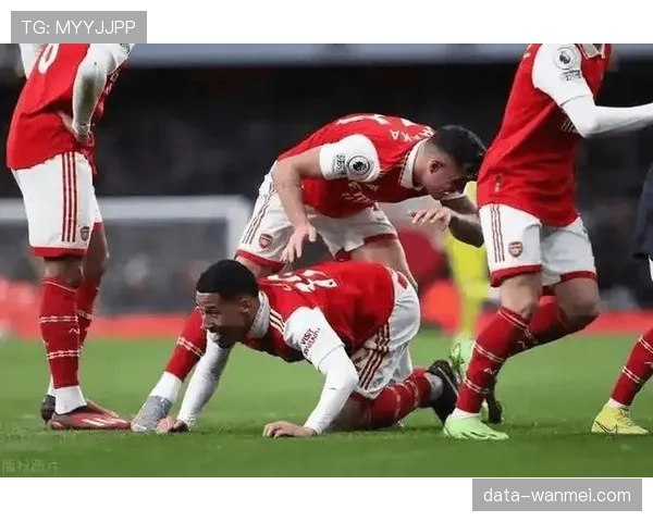 纽卡斯尔3-1胜维拉 足总杯无VAR现多次明显误判引热议